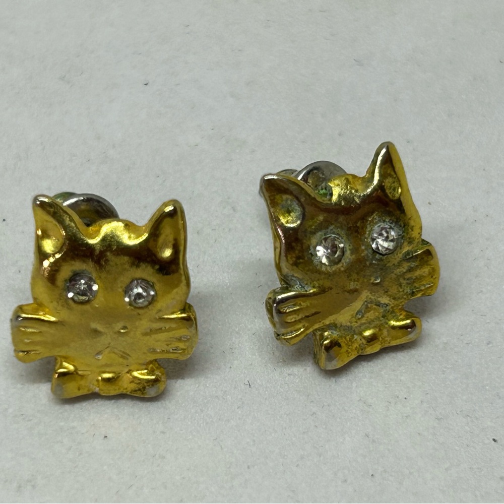 Vintage Goldtone Cat with Clear Rhinestone Eyes Pierced Stud Earrings